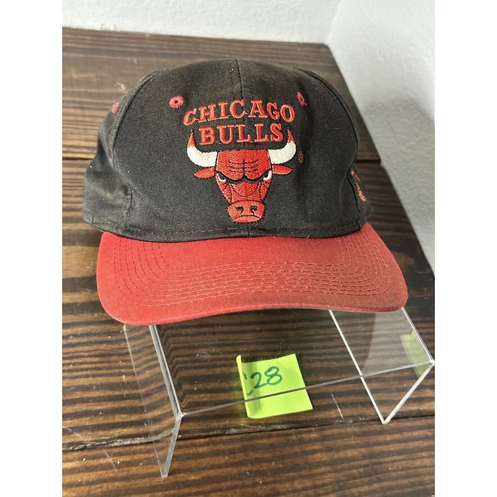 Vintage G Cap Chicago Bulls Cap Men's One Size Black Red Adjustable Snapback Hat